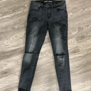 Old Navy Rockstar Mid-Rise Black Floral Jeans